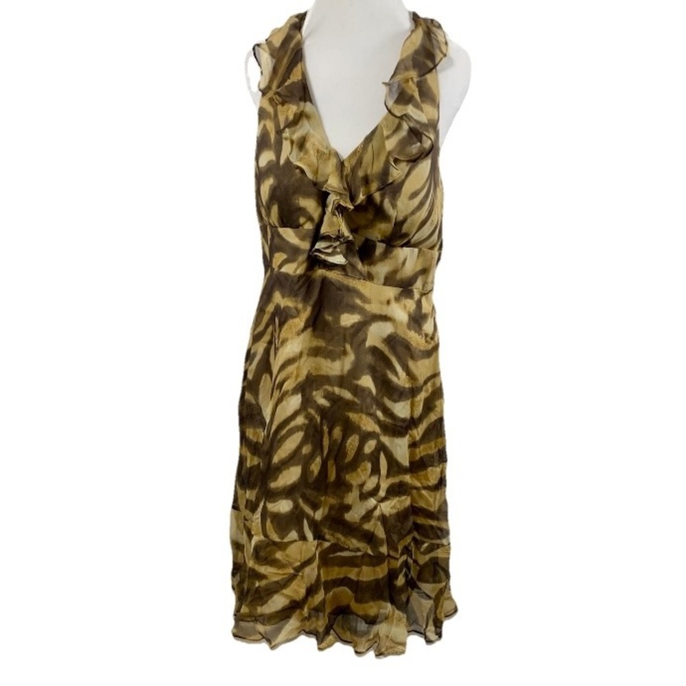 Chic Patterned Midi Dress in Brown
